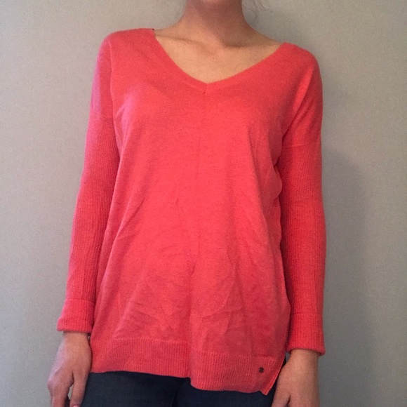 American Eagle Outfitters Sweaters - Light comfy sweater American Eagle Outfitters Sweaters - Light comfy sweater